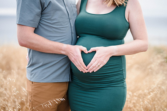 Becca-Daniel-maternity-3-2
